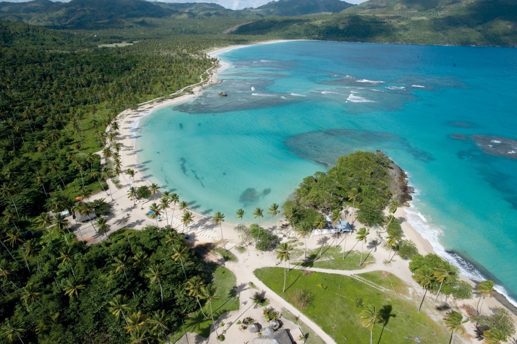 Praia do Rincón, um dos lugares mais procurados pelos turistas na região (Divulgação)