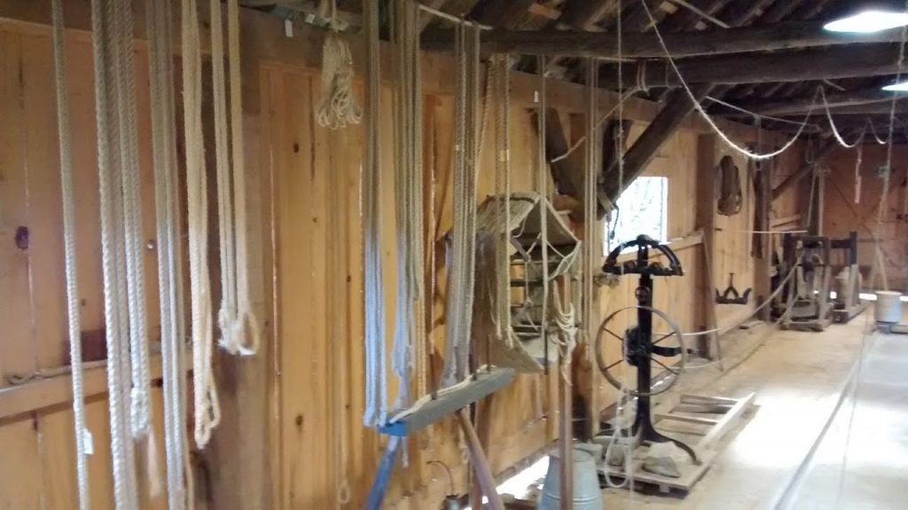 O interior da casa das cordas