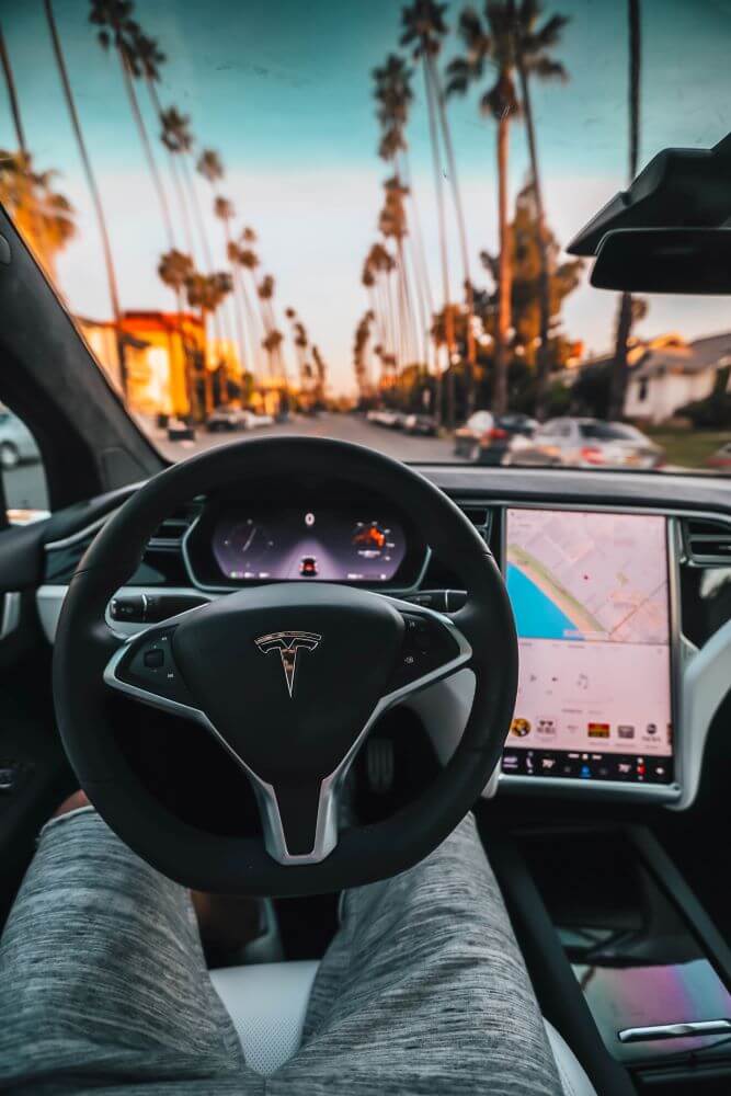 Aluguel de Tesla na Califórnia - Onde conseguir o melhor preço? | Turismo ETC