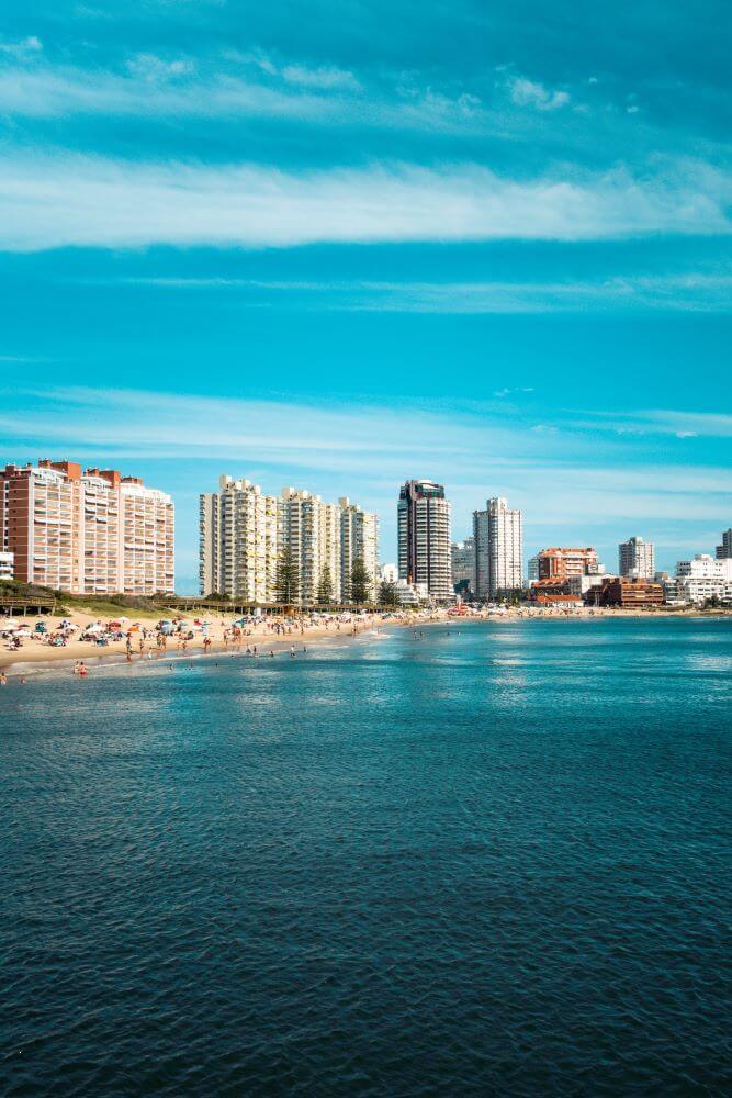 Seguro Viagem Uruguai - Como comprar e qual o mais confiável? | Turismo ETC